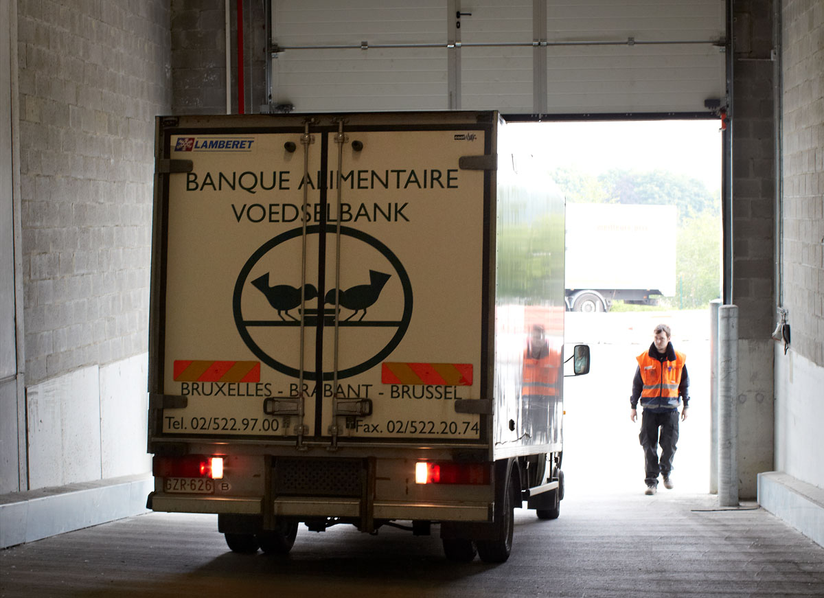 Samenwerking met Voedselbanken brengt de hulp tot waar ze nodig is Colruyt Group Samenwerking met Voedselbanken brengt de hulp tot waar ze nodig is Colruyt Group